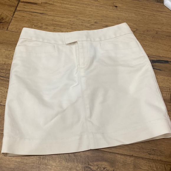 Banana Republic Dresses & Skirts - Banana Republic stretchy skirt